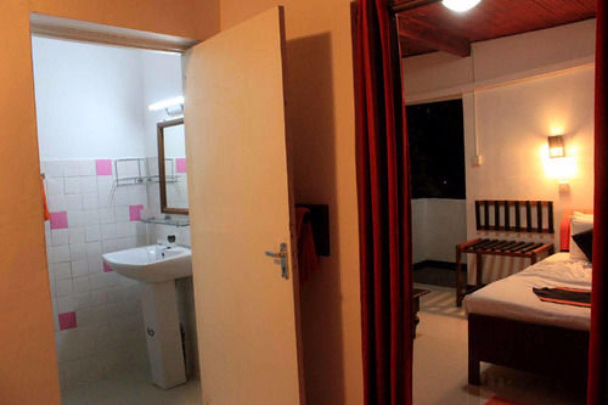 Samaya Beach Hotel Unawatuna Zewnętrze zdjęcie
